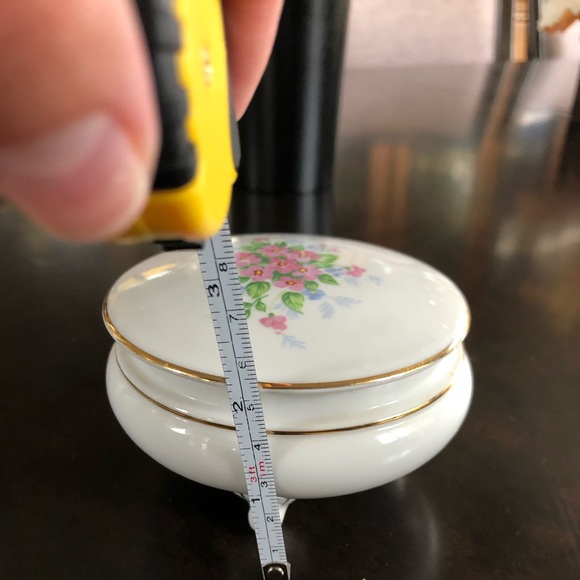 Vintage Floral Trinket - Picture 5 of 5